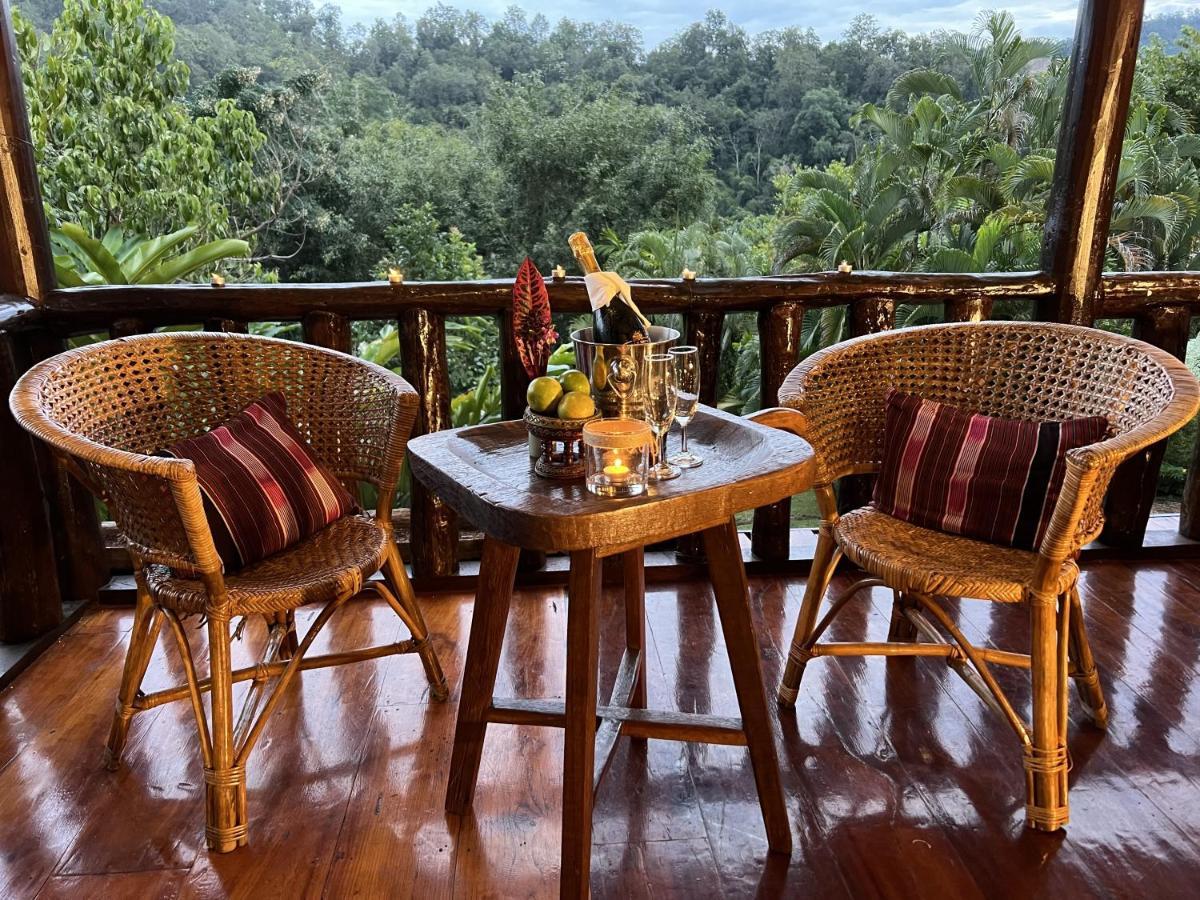 Kanlaya'S Eyrie, Luxury Homestay Pang Mapha Εξωτερικό φωτογραφία