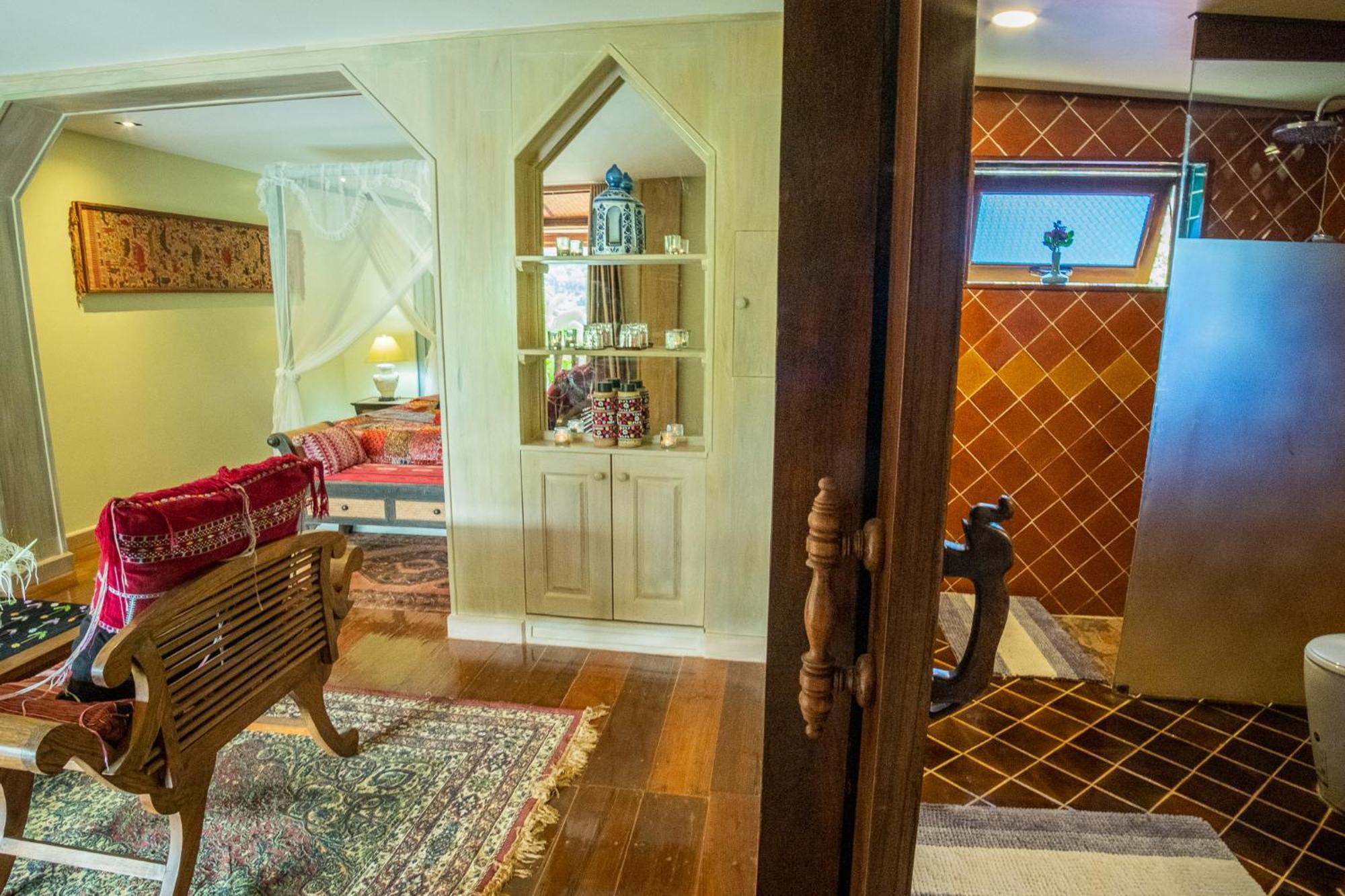 Kanlaya'S Eyrie, Luxury Homestay Pang Mapha Εξωτερικό φωτογραφία